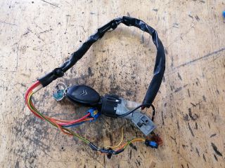 bontott CITROËN C5 Gyújtáskapcsoló Házzal