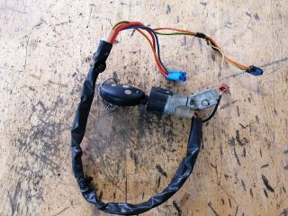 bontott CITROËN C5 Gyújtáskapcsoló Házzal