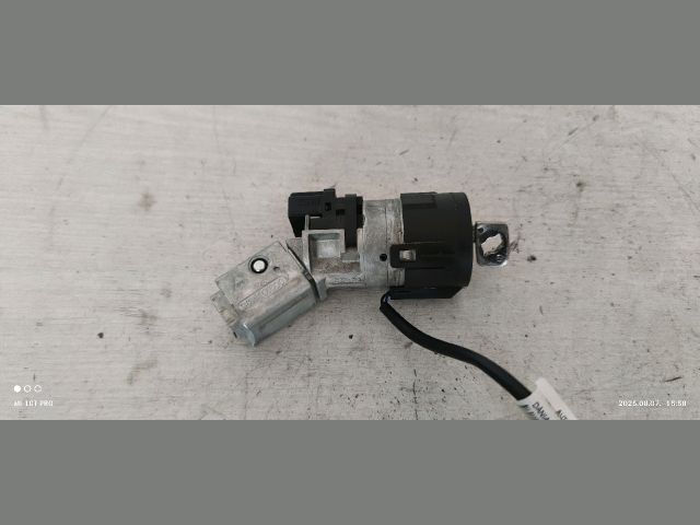 bontott CITROËN C5 Gyújtáskapcsoló Házzal