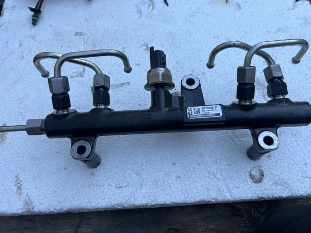 bontott CITROËN C5 Nagynyomású Üzemanyag Gyűjtőcső