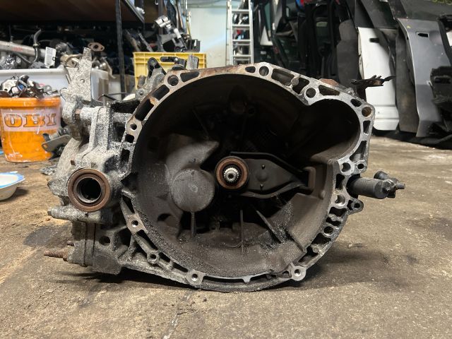 bontott CITROËN C5 Váltó (Mechanikus)