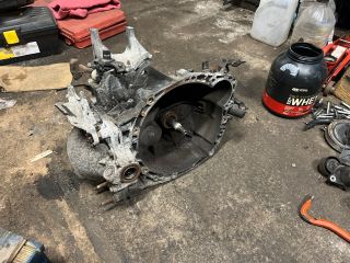 bontott CITROËN C5 Váltó (Mechanikus)