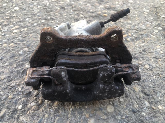 bontott CITROËN C5 Bal hátsó Féknyereg Munkahengerrel