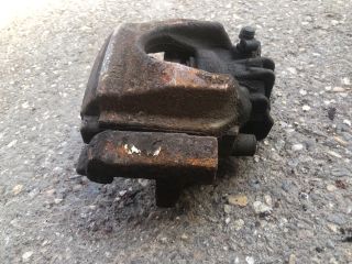 bontott CITROËN C5 Jobb első Féknyereg Munkahengerrel