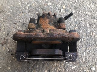 bontott CITROËN C5 Jobb első Féknyereg Munkahengerrel