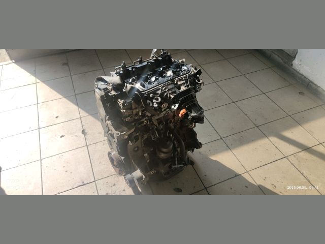 bontott CITROËN C5 Motor (Fűzött blokk hengerfejjel)