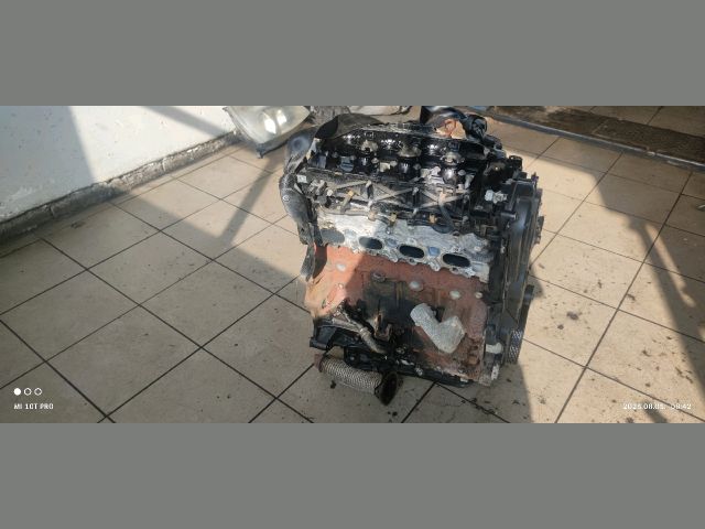 bontott CITROËN C5 Motor (Fűzött blokk hengerfejjel)