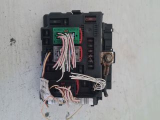 bontott CITROËN C5 Biztosítéktábla Motortér