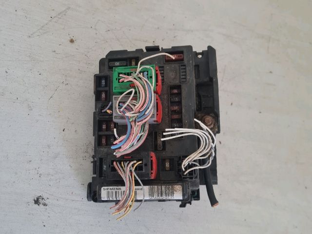 bontott CITROËN C5 Biztosítéktábla Motortér