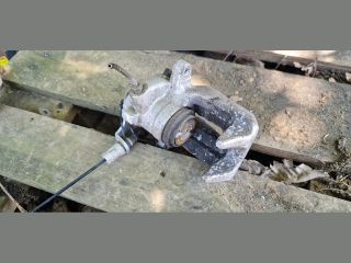 bontott CITROËN C5 Bal hátsó Féknyereg Munkahengerrel