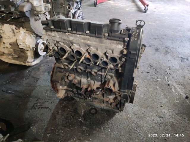 bontott CITROËN C5 Motor (Fűzött blokk hengerfejjel)