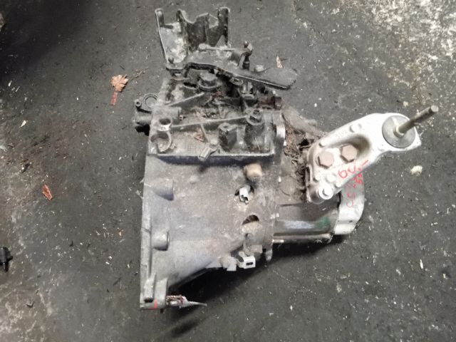 bontott CITROËN C5 Váltó (Mechanikus)