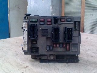 bontott CITROËN C5 Biztosítéktábla Motortér