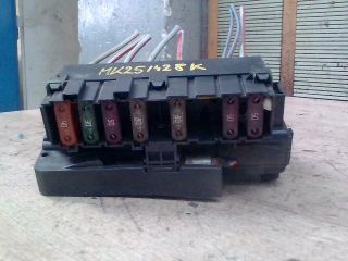 bontott CITROËN C5 Biztosítéktábla Motortér