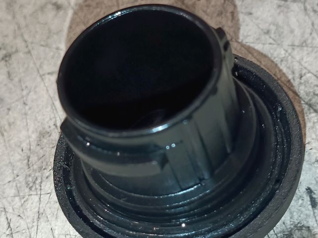 bontott CITROËN C5 Olajbeöntő Sapka