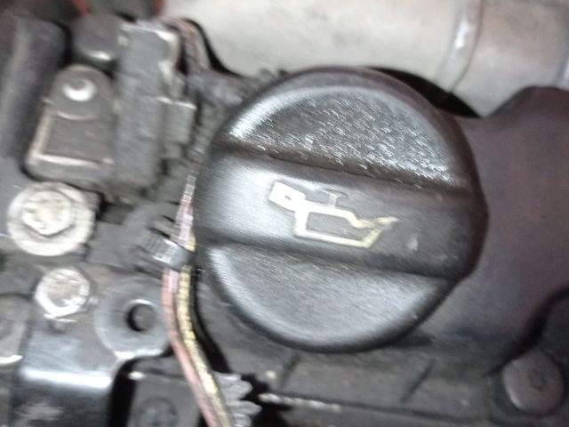 bontott CITROËN C5 Olajbeöntő Sapka