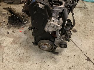bontott CITROËN C5 Motor (Fűzött blokk hengerfejjel)