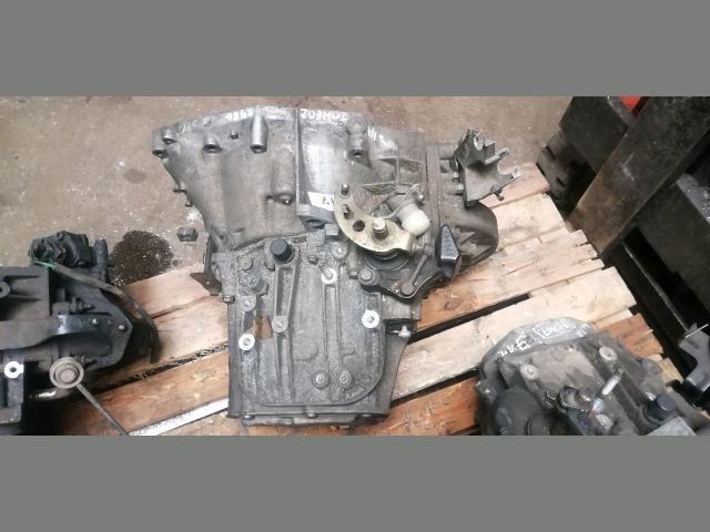 bontott CITROËN C5 Váltó (Mechanikus)