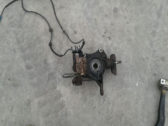 bontott CITROËN C5 Bal első Csonkállvány Kerékaggyal