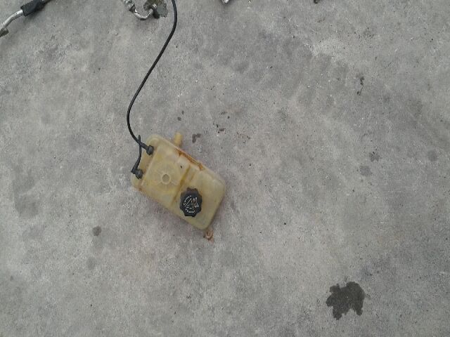 bontott CITROËN C5 Kiegyenlítő Tartály