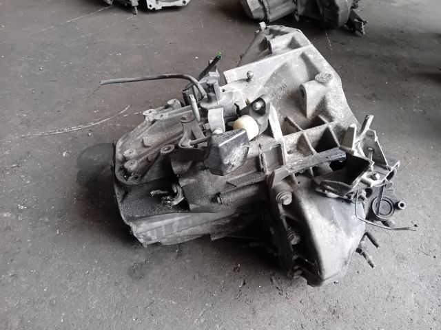 bontott CITROËN C5 Váltó (Mechanikus)