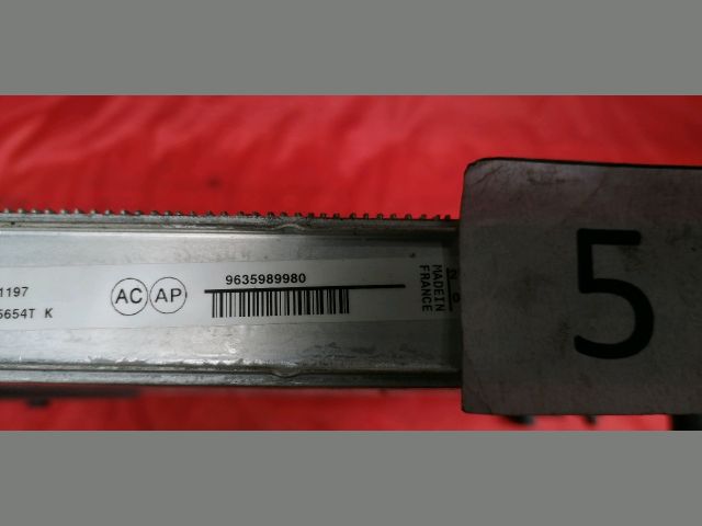 bontott CITROËN C5 Vízhűtő Radiátor (Klímás)