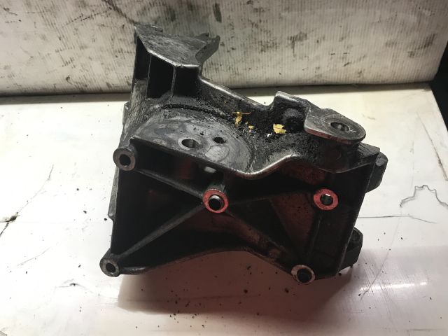 bontott CITROËN C5 Generátor Tartó Bak