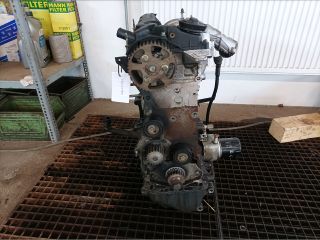 bontott CITROËN C5 Motor (Fűzött blokk hengerfejjel)