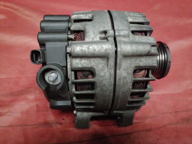 bontott CITROËN C5 Generátor