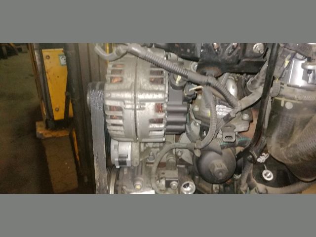 bontott CITROËN C5 Motor (Fűzött blokk hengerfejjel)