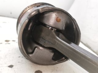 bontott CITROËN C5 Dugattyú és Hajtókar