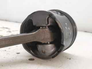 bontott CITROËN C5 Dugattyú és Hajtókar