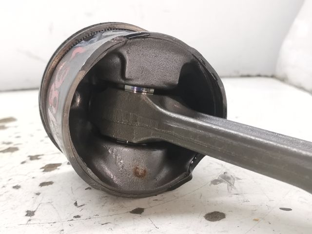 bontott CITROËN C5 Dugattyú és Hajtókar