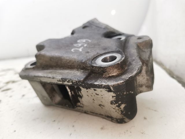 bontott CITROËN C5 Motor Tartó Bak (Fém)