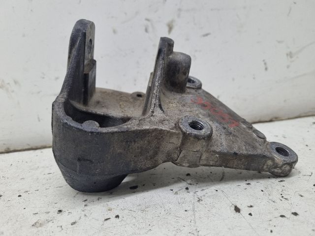 bontott CITROËN C5 Motor Tartó Bak (Fém)