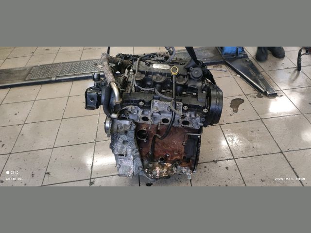 bontott CITROËN C5 Motor (Fűzött blokk hengerfejjel)