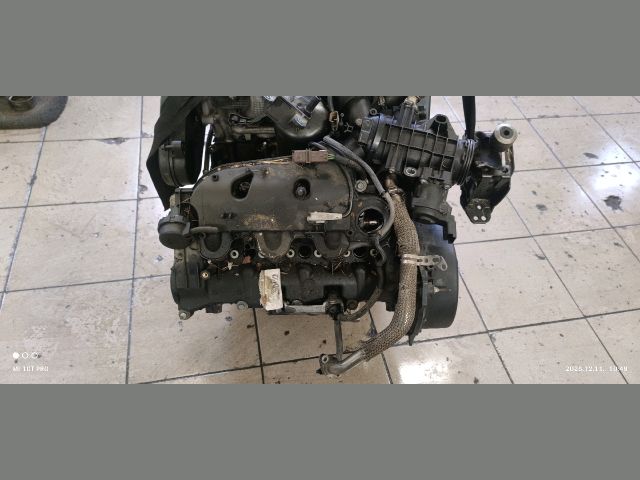 bontott CITROËN C5 Motor (Fűzött blokk hengerfejjel)