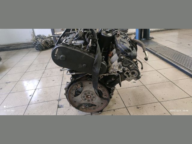 bontott CITROËN C5 Motor (Fűzött blokk hengerfejjel)