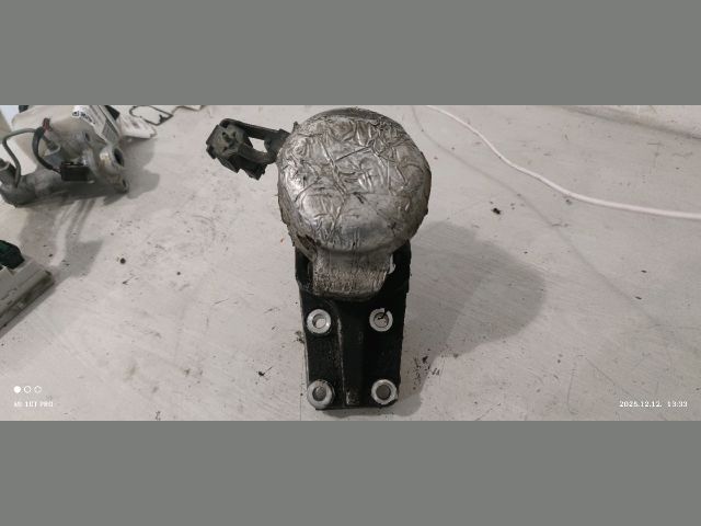 bontott CITROËN C5 Motor Tartó Bak (Fém)