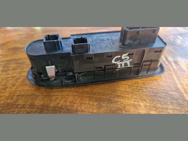 bontott CITROËN C5 Ablakemelő és Tükör Kapcsoló