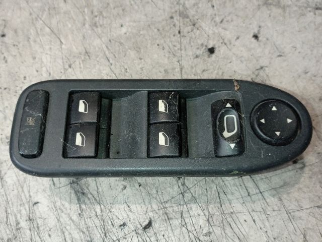 bontott CITROËN C5 Ablakemelő Kapcsoló Négyes / Kettes