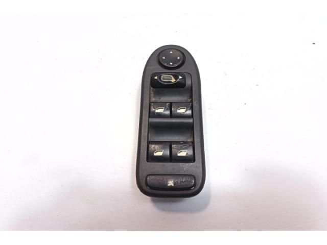 bontott CITROËN C5 Ablakemelő Kapcsoló Négyes / Kettes