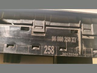 bontott CITROËN C5 Ablakemelő Kapcsoló Négyes / Kettes