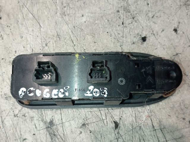 bontott CITROËN C5 Ablakemelő Kapcsoló Négyes / Kettes