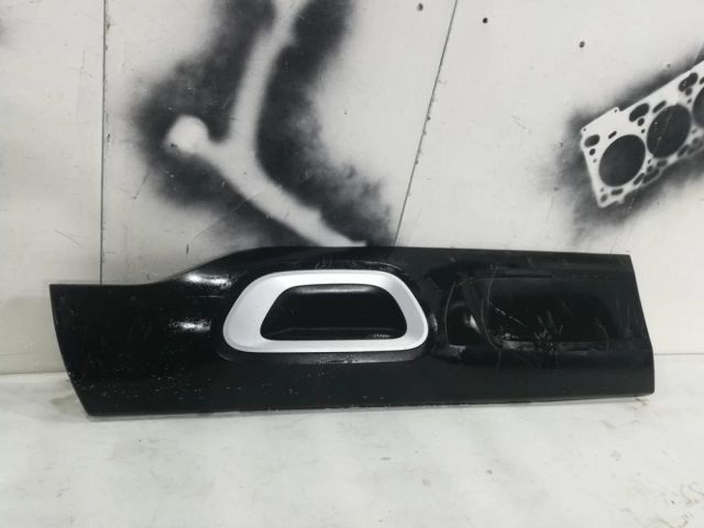 bontott CITROËN C5 AIRCROSS Bal első Ajtó Díszléc