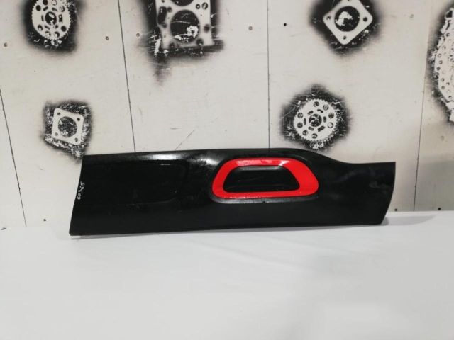 bontott CITROËN C5 AIRCROSS Jobb első Ajtó Díszléc