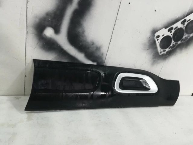 bontott CITROËN C5 AIRCROSS Jobb első Ajtó Díszléc