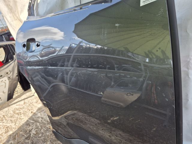 bontott CITROËN C5 AIRCROSS Jobb hátsó Ajtó (Üres lemez)