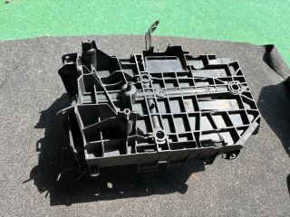 bontott CITROËN C5 Akkumulátor Tartó