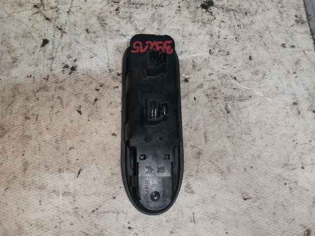 bontott CITROËN C5 Bal első Ablakemelő Kapcsoló